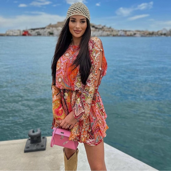 Zara Dresses & Skirts - Zara dress boho printed viral blogger summer long sleeve mini vacation summer